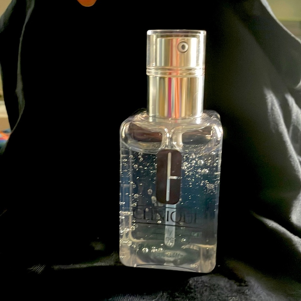 Clinique dramatically different hydrating jelly